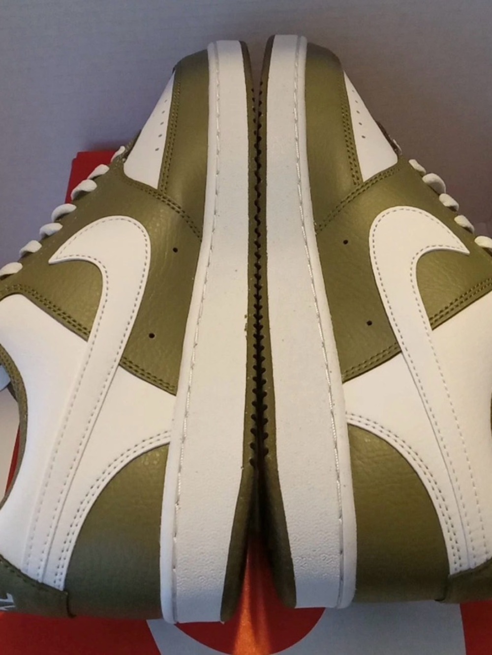 Nike Men’s Court Vision Low Sneakers - White & Olive - Size 10.5 - Picture 4 of 5